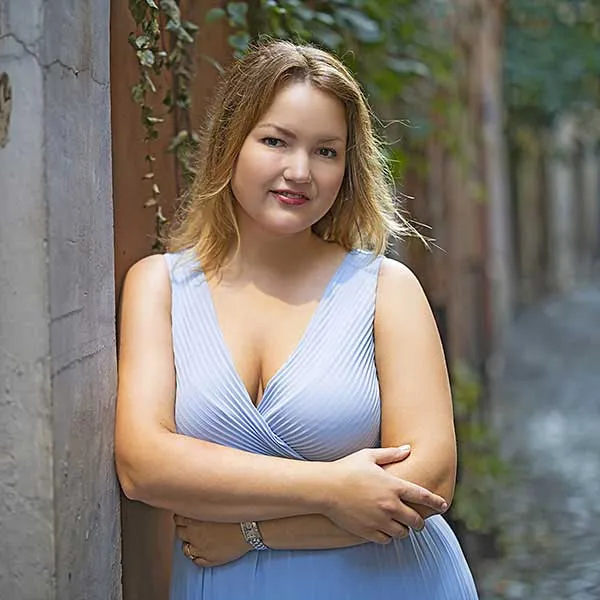 High-End Photo Retouching Image